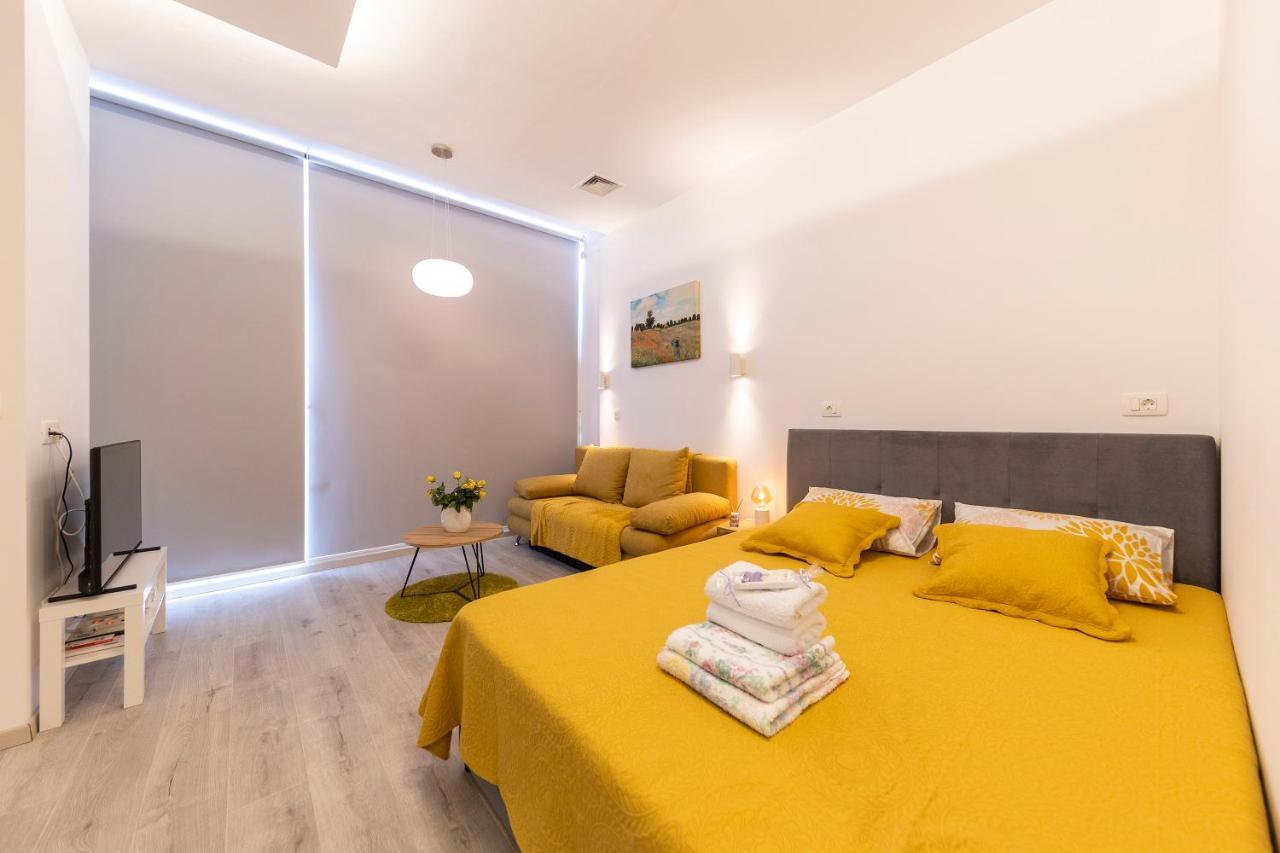 Studio Apartments Heart Of Задар Экстерьер фото